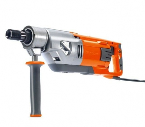 Алмазная дрель Husqvarna DM 220 по доступной цене в Сарапуле. Не теряйте времени и заказывайте у нас прямо сейчас! Надежное качество и выгодные условия ждут вас.